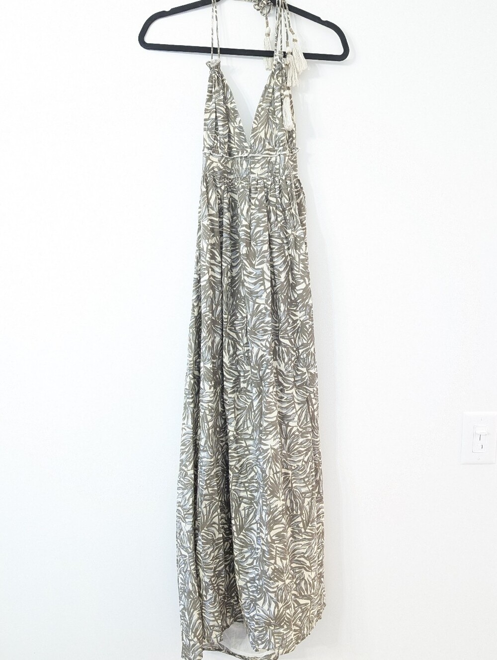GOA Palm Leaf Print Halter Maxi Dress NWT Size M Boho Tropical Vacation